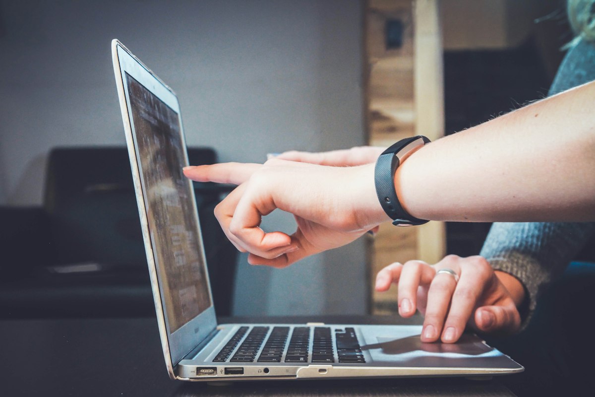 Toll-Free vs Local Number for Small Business